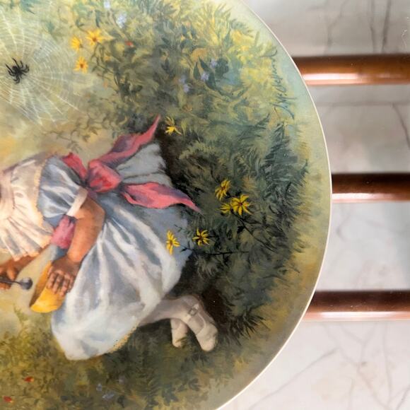 Vintage John McClelland Collector Plate - "Little Miss Muffet" Limited Edition - Picture 3 of 4